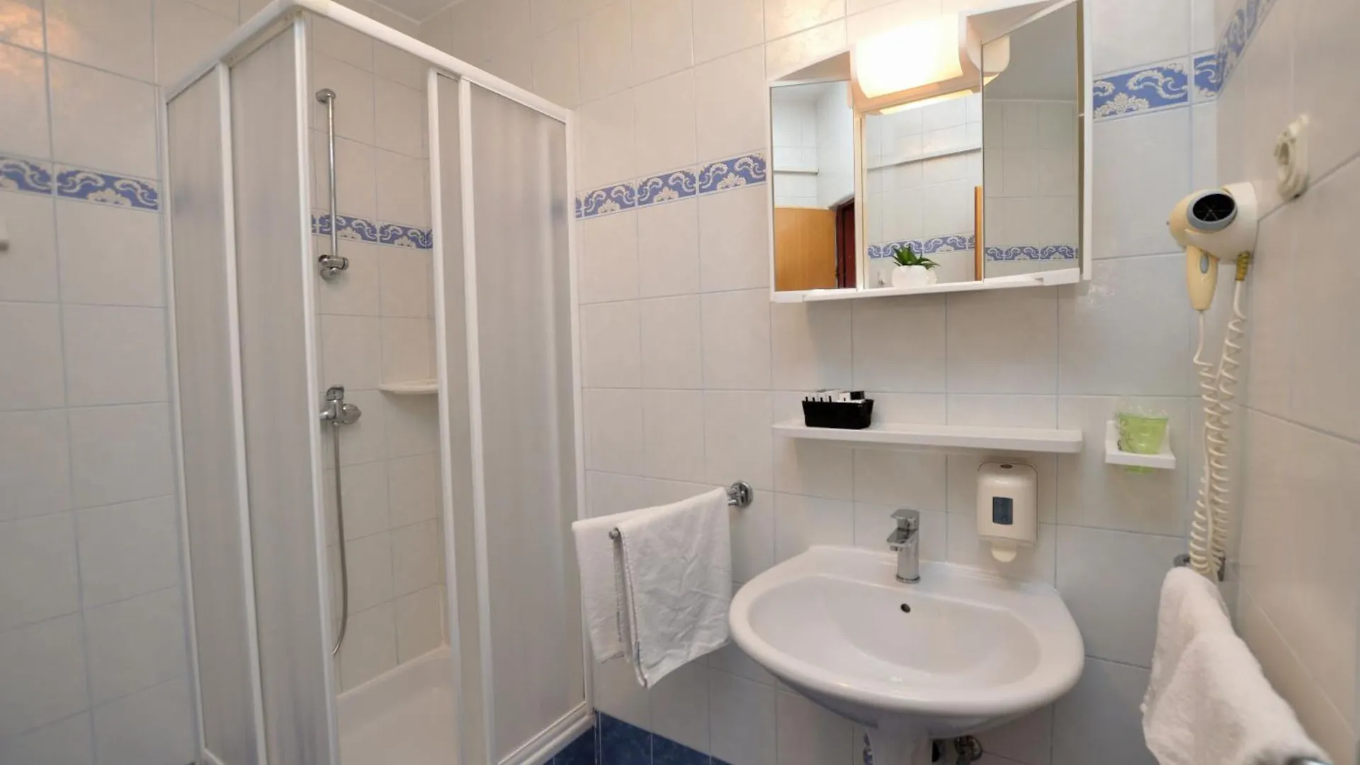 Rooms Aura Pola